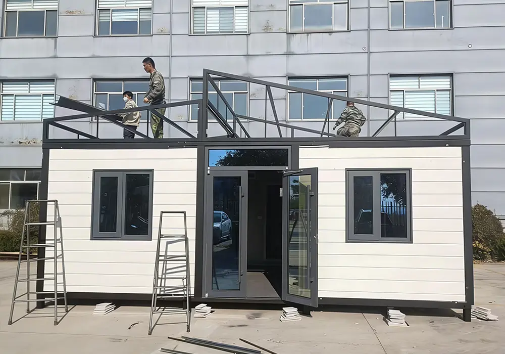 Expandable container house frame structure